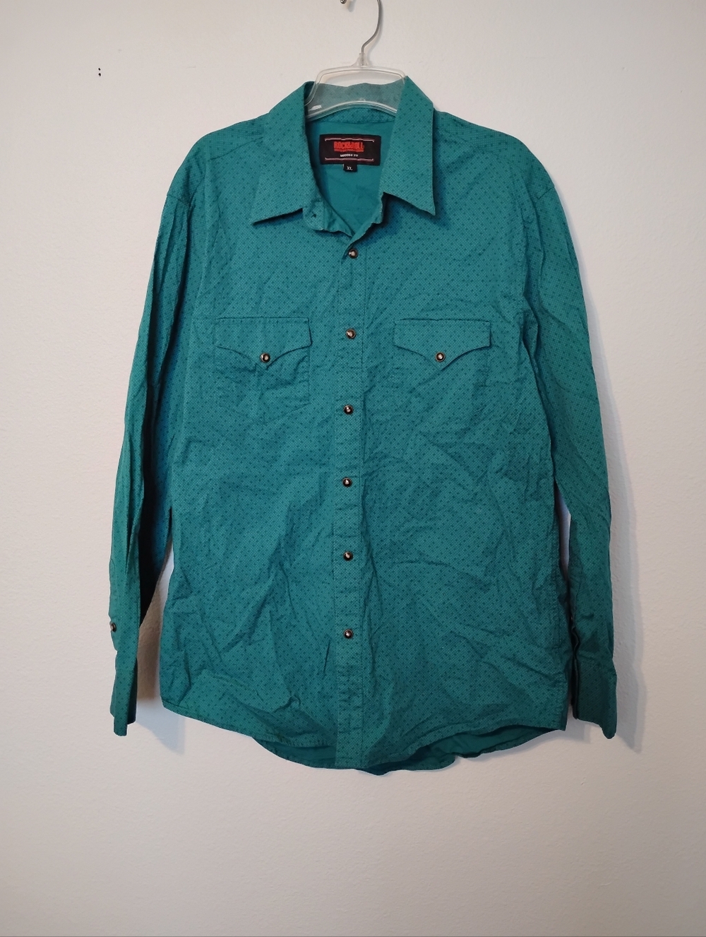 Rock & Roll Denim Modern Fit Pearl Snap Button Up Shirt